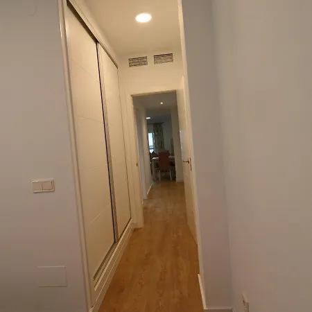 アパート Poeta 2 Bedroom