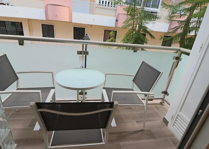 Poeta 2 Bedroom Apartamento *