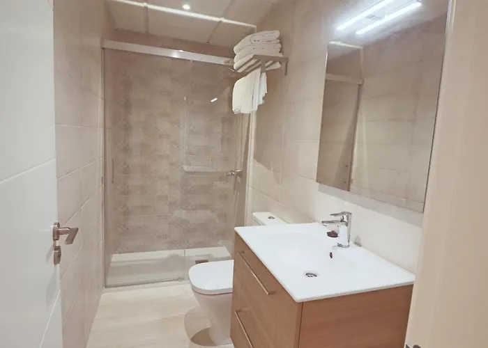 Poeta 2 Bedroom アパート *